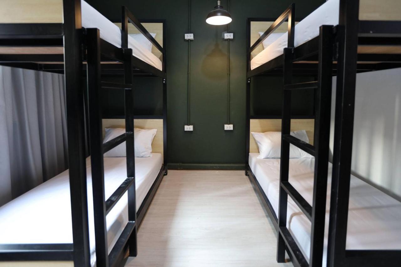 Local Time Bangkok Hostel&Cafe Ngoại thất bức ảnh